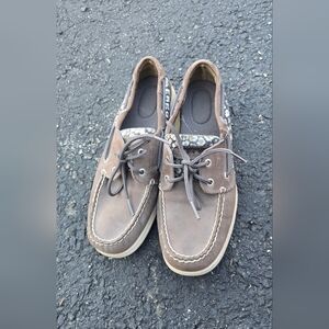 Sperry Tan Boat Shoes- Size 8